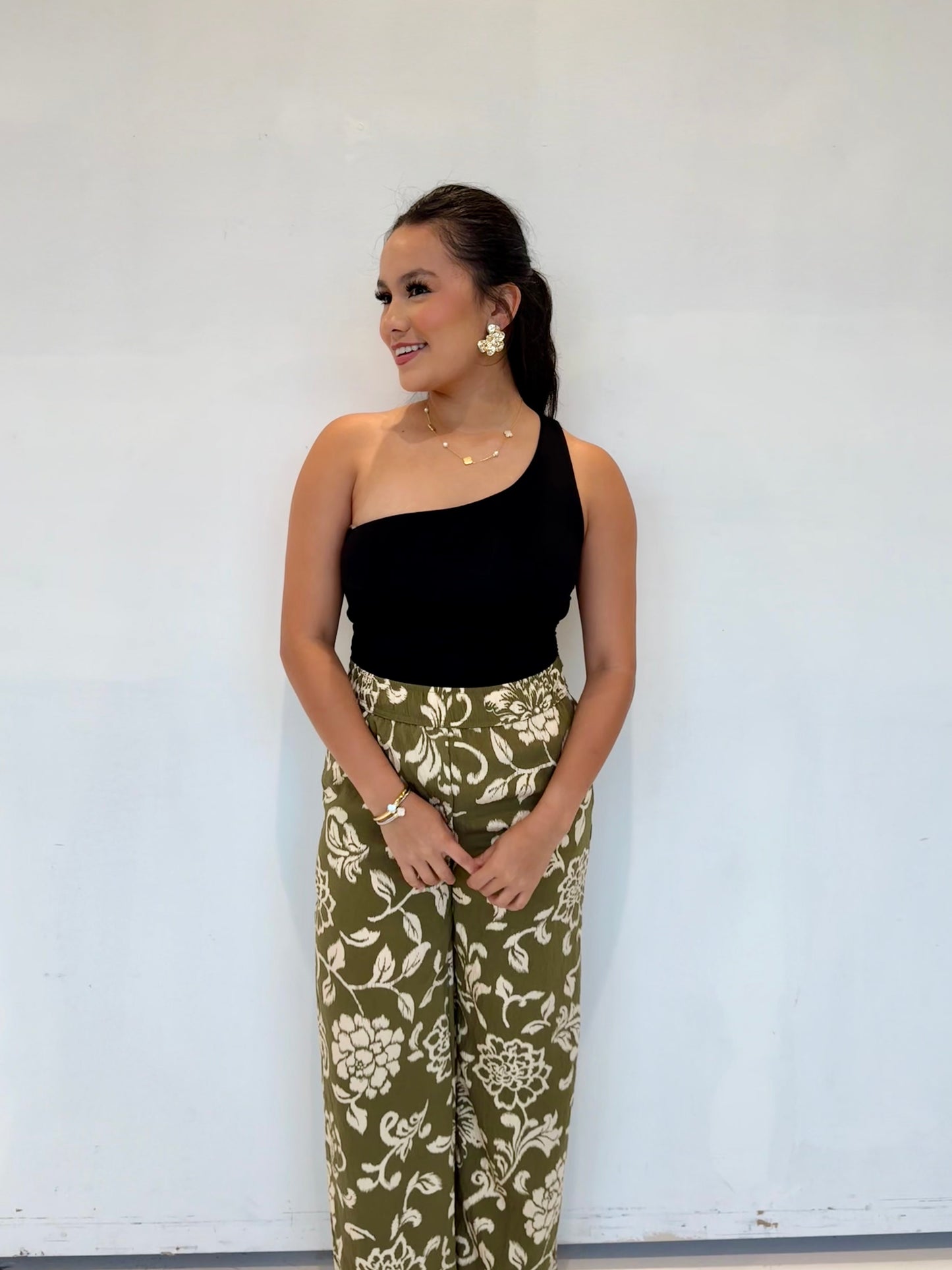 alivia cropped pants
