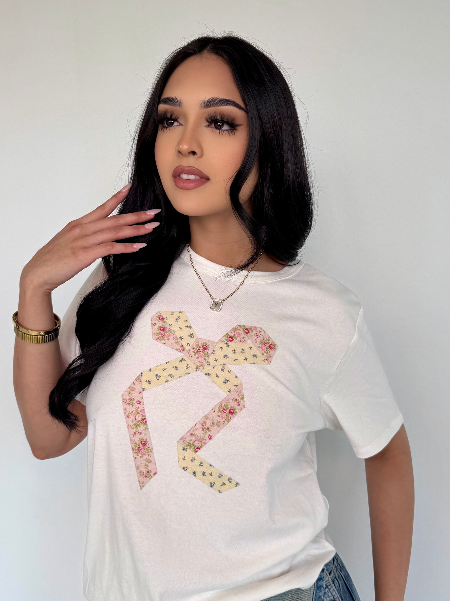 Ivory bow patch tee