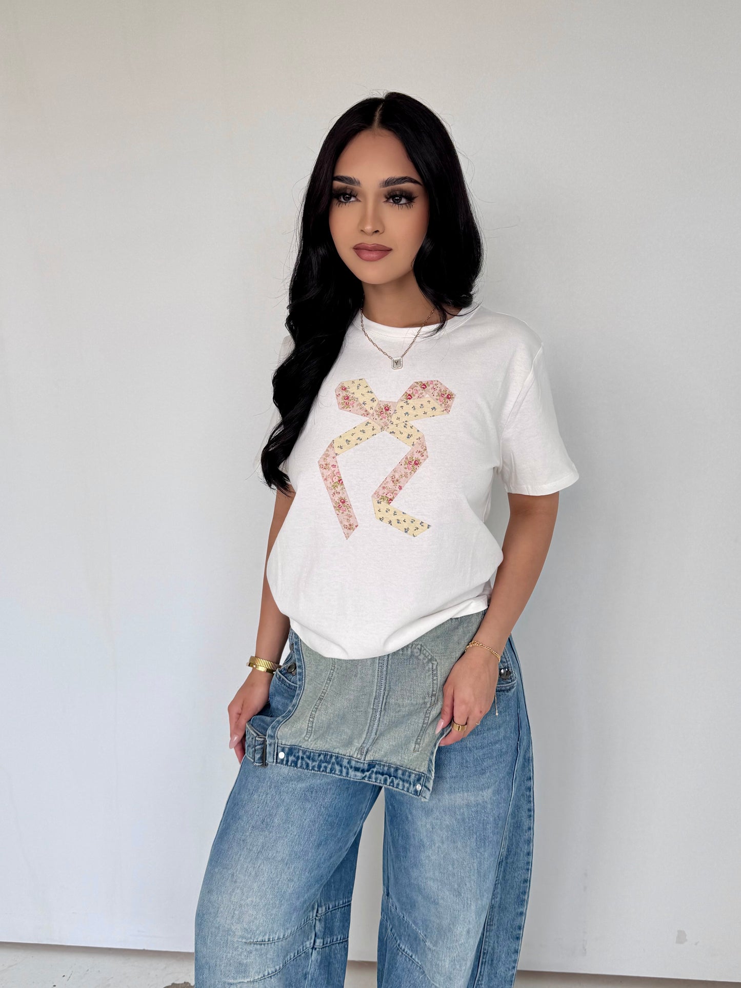 Ivory bow patch tee