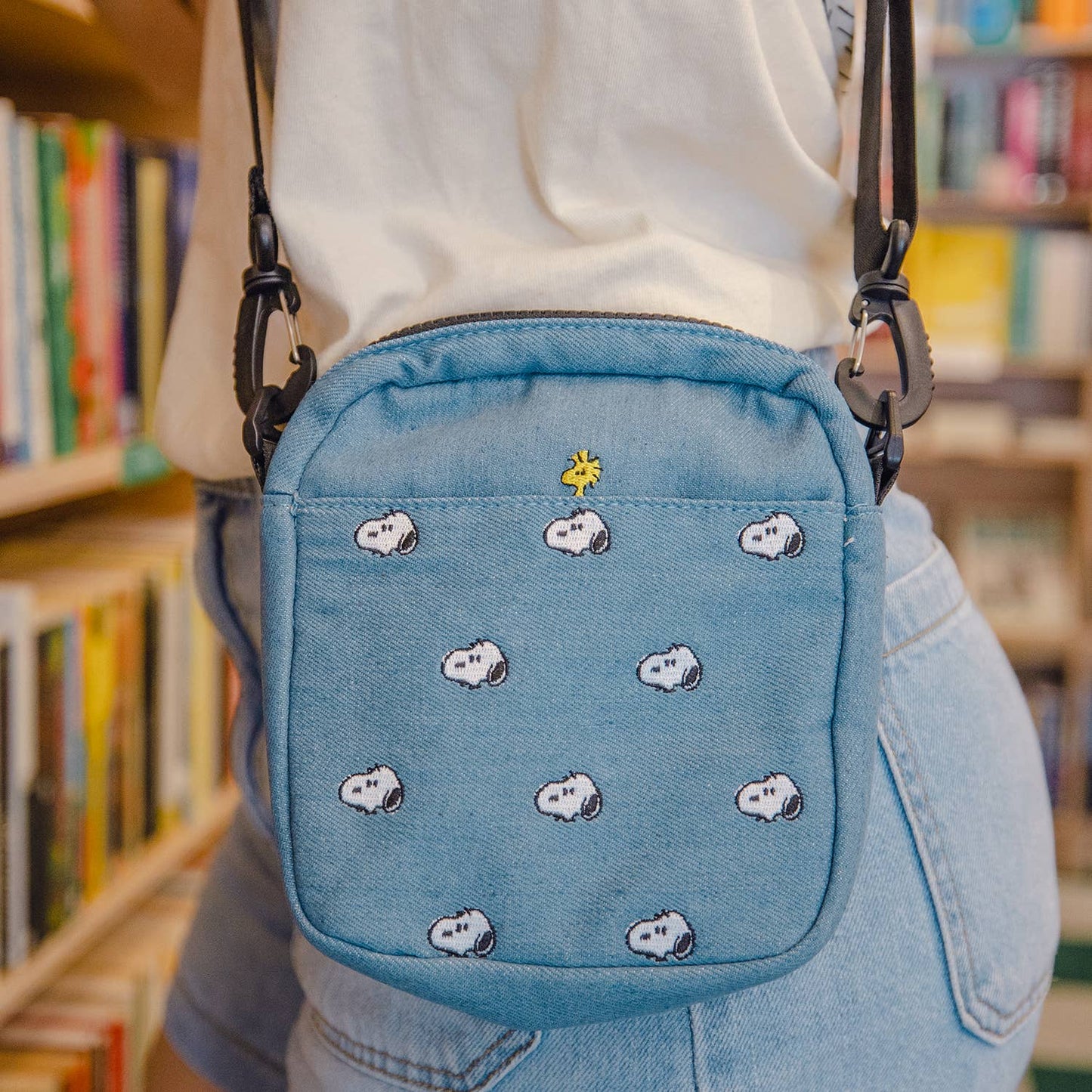 Snoopy Embroidered Crossbody Bag (Denim)