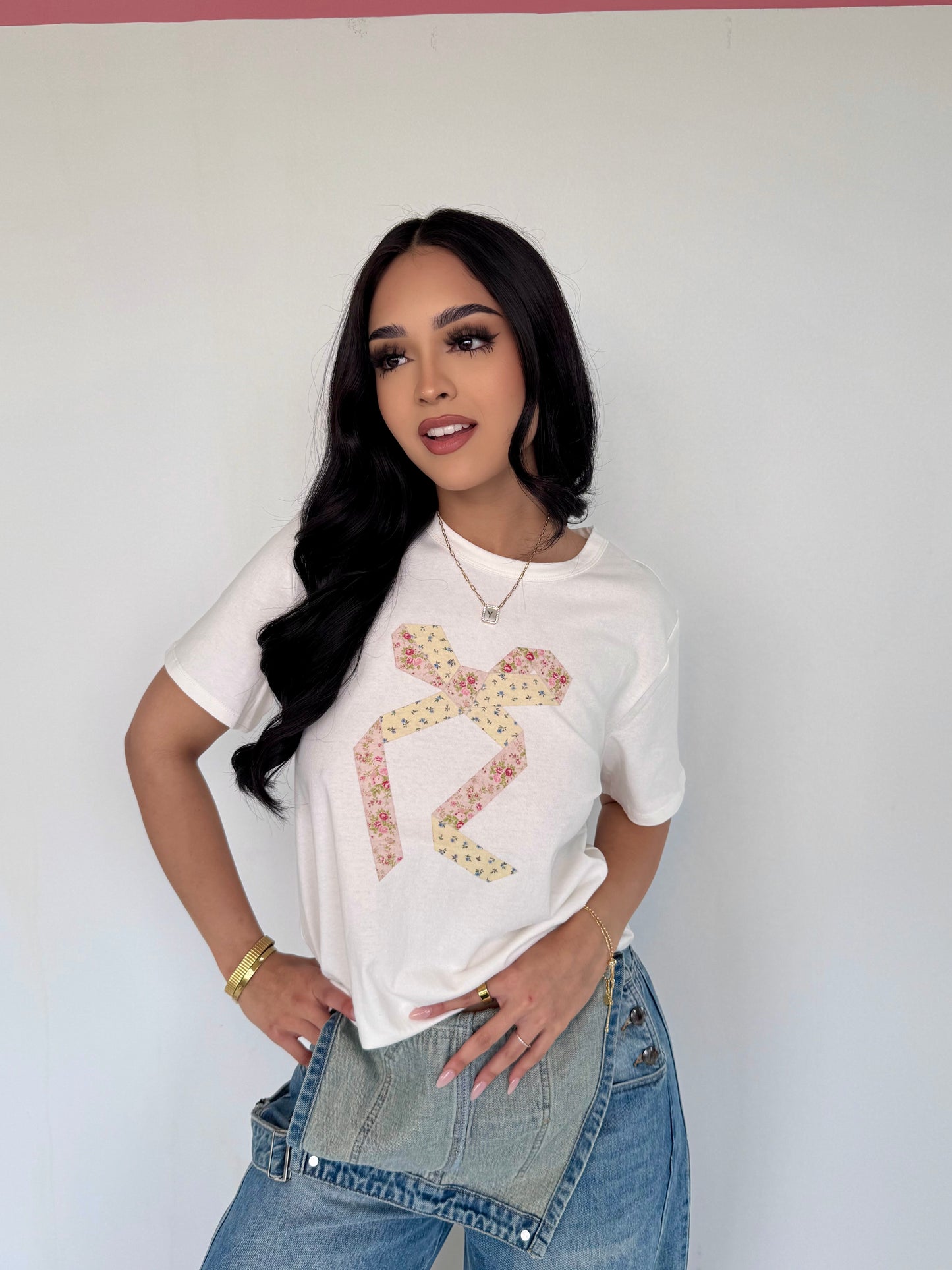 Ivory bow patch tee