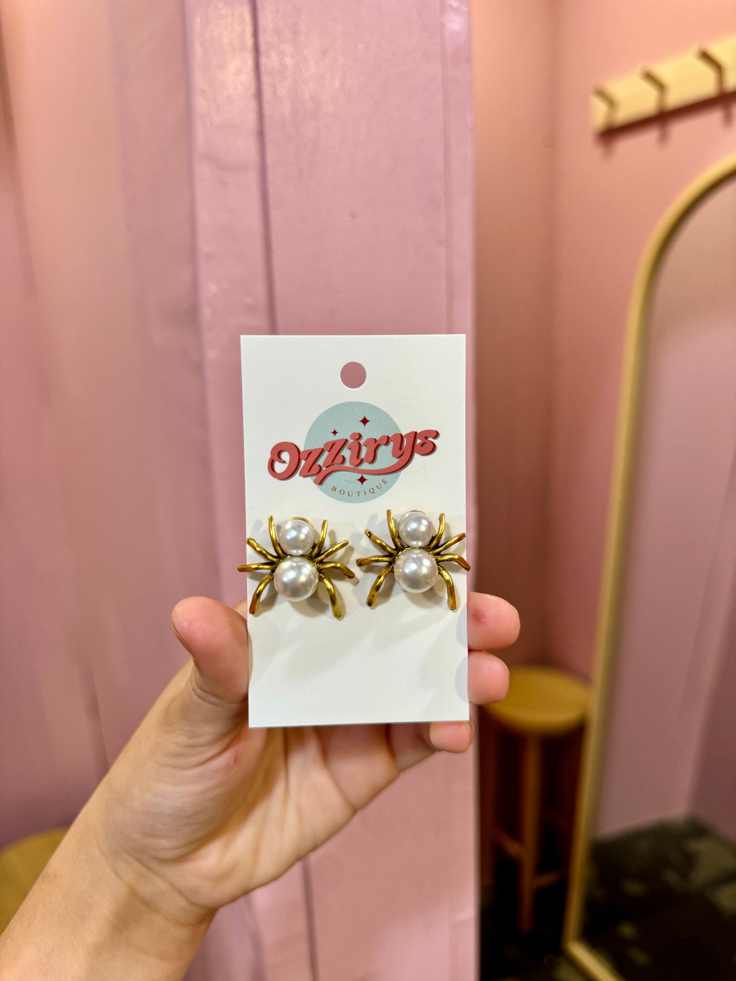 Spider pearl earrings