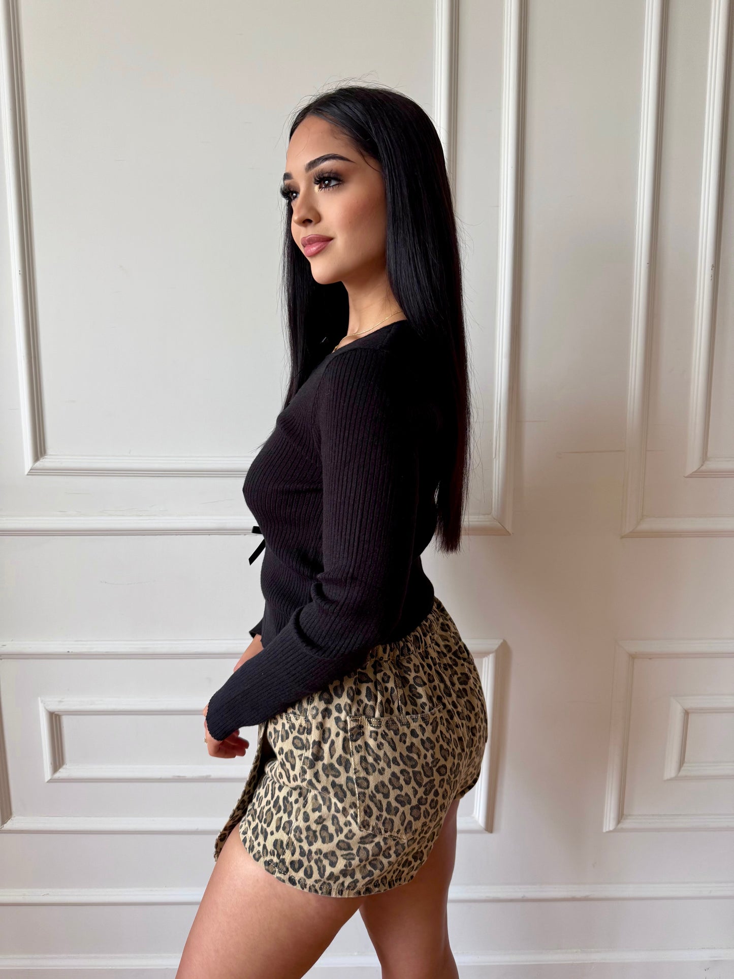 Sharia long sleeve bow top-black