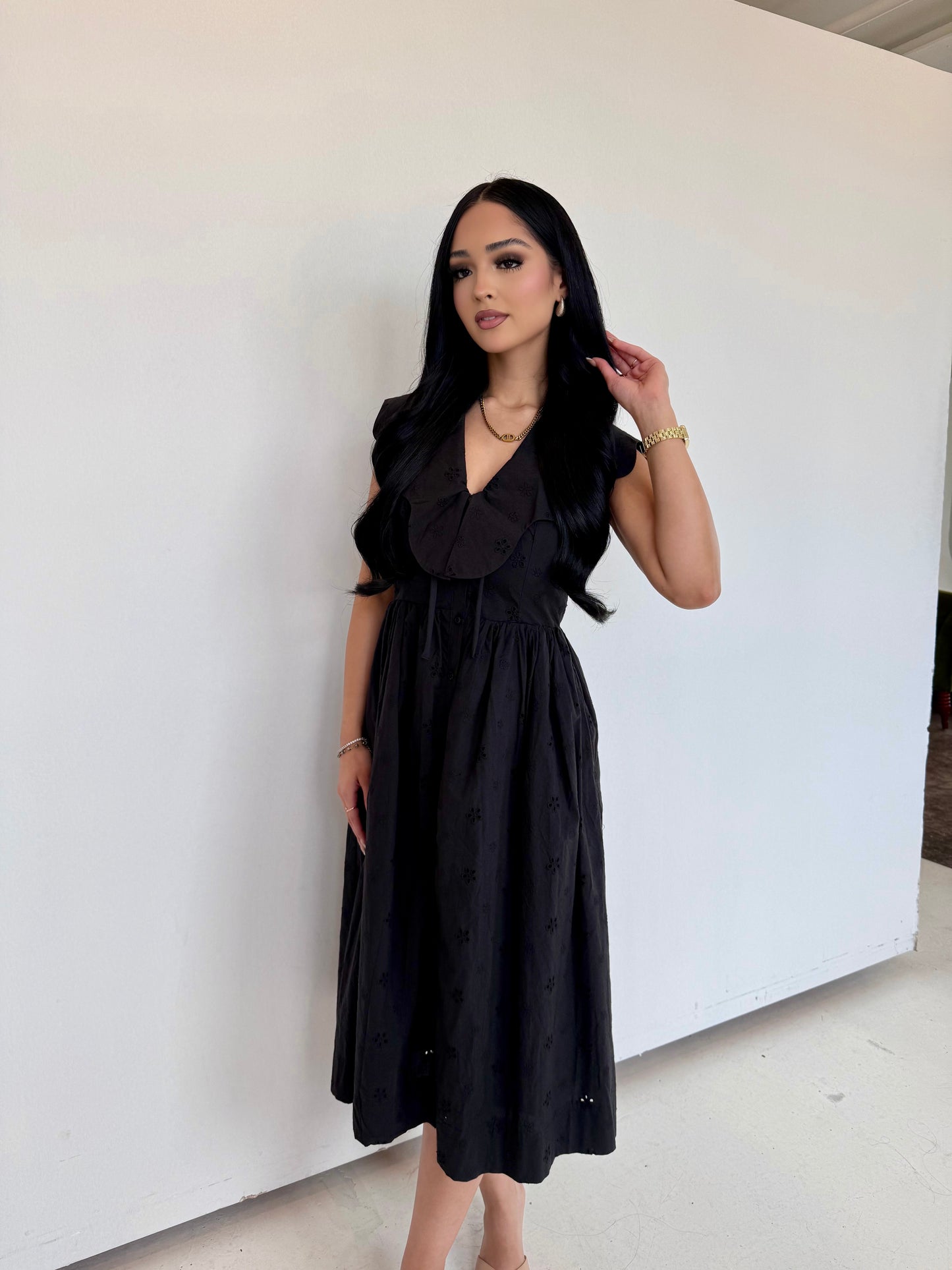 Scallop collar midi dress