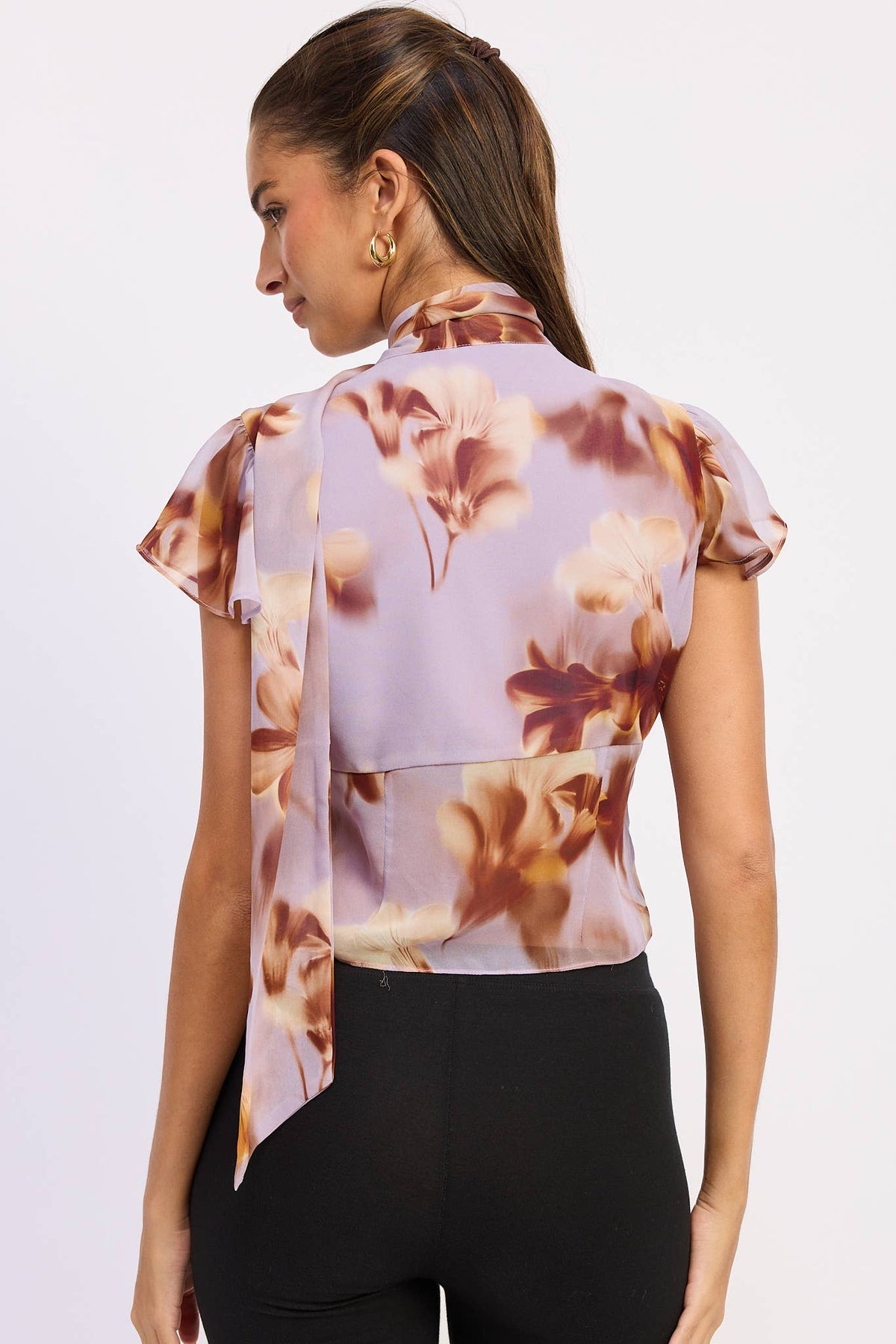 FLUTTER SLEEVE BUTTON FRONT SCARF BLOUSE