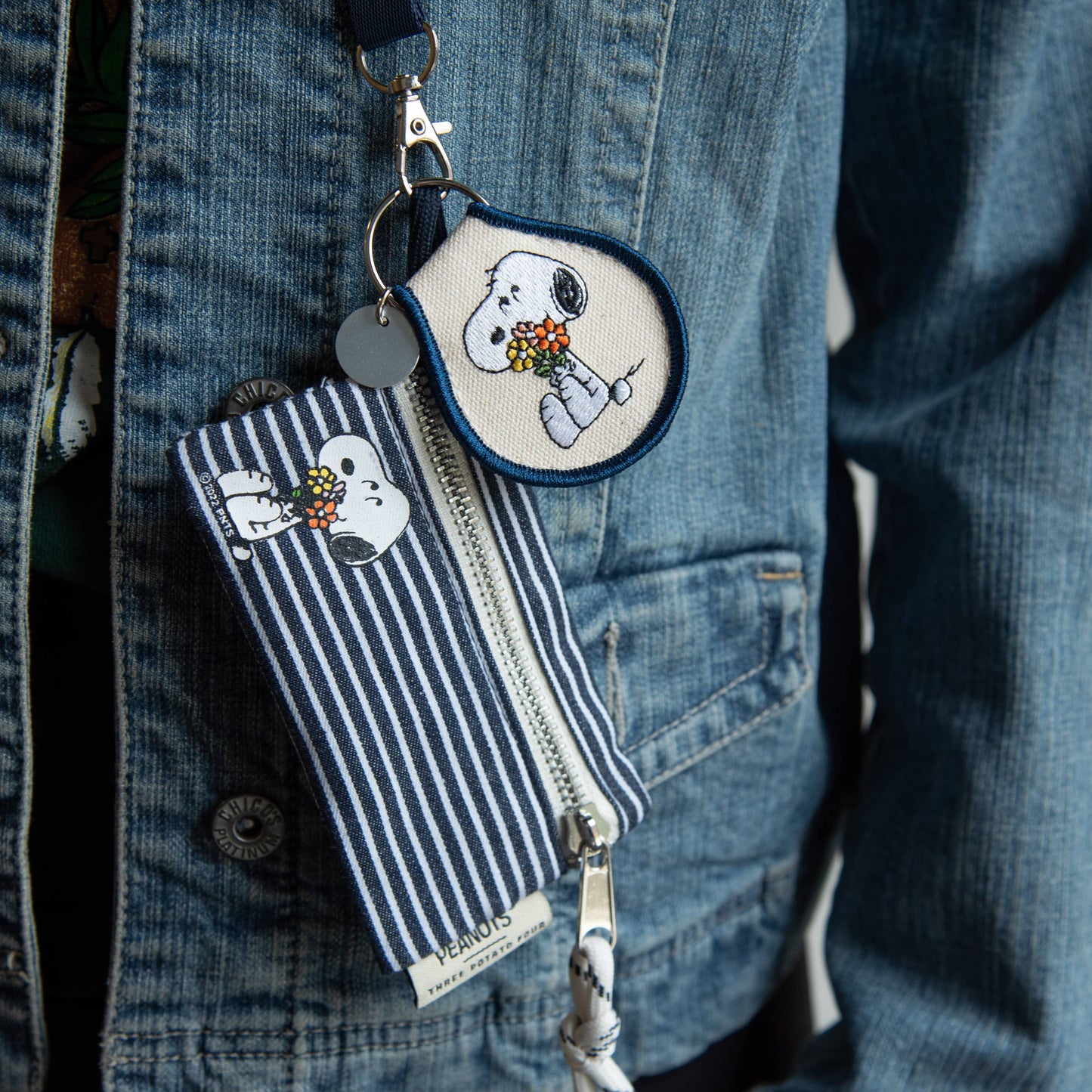 Snoopy Bouquet Keychain
