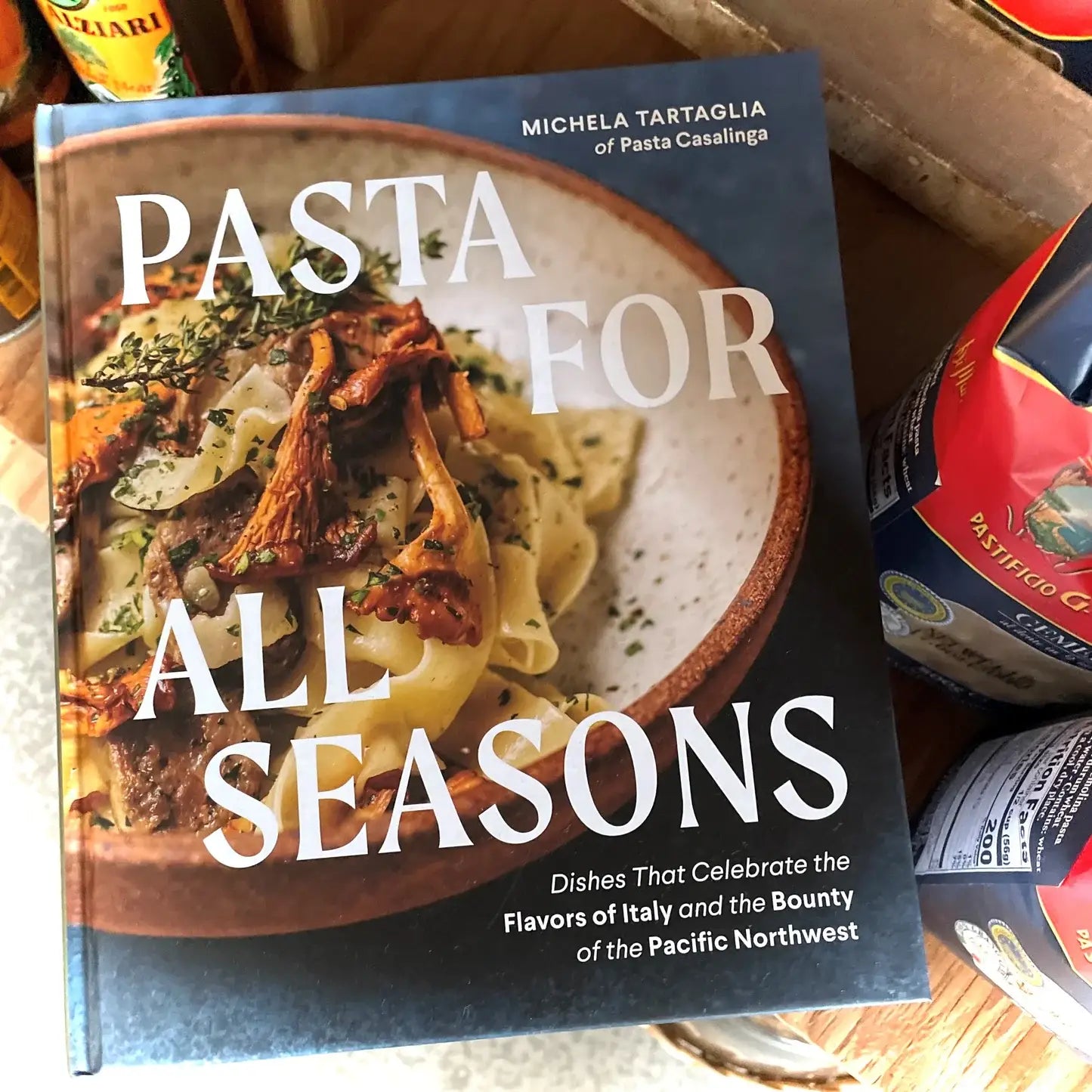 Pasta for All Seasons: Flavors of Italy (Cookbook)