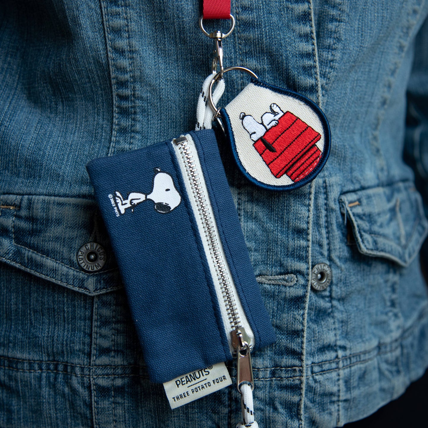 Snoopy Doghouse Keychain