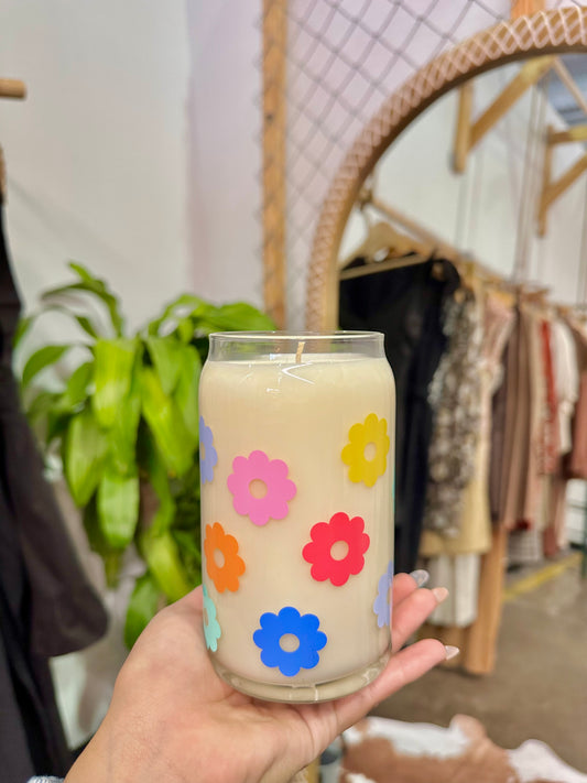 daisy candle (online only)