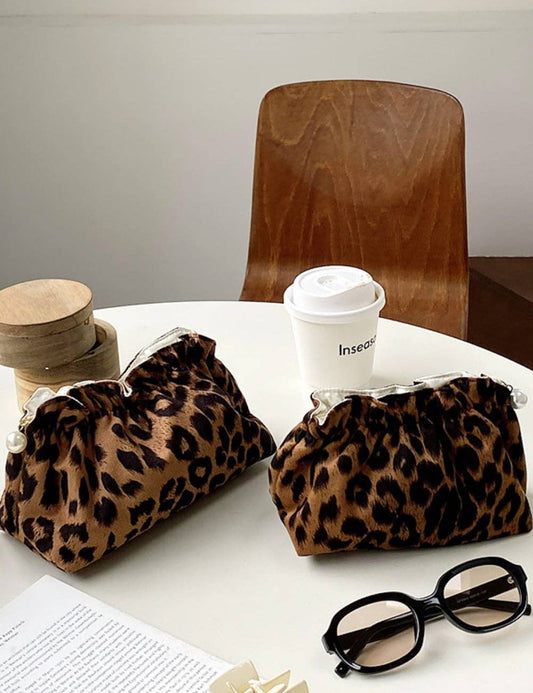 Vintage Leopard makeup bag