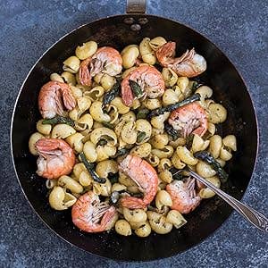 Pasta for All Seasons: Flavors of Italy (Cookbook)