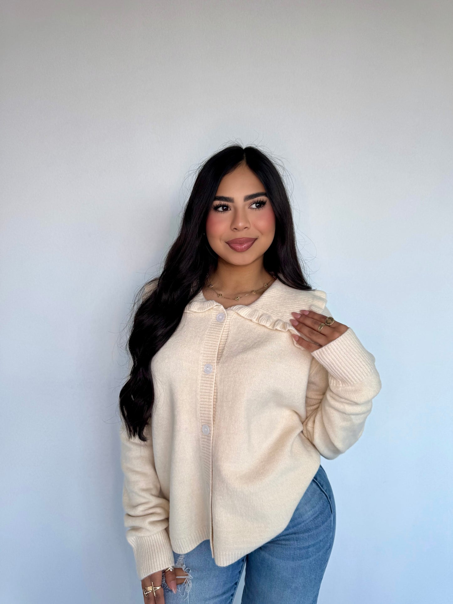 Ivonne ivory colar sweater