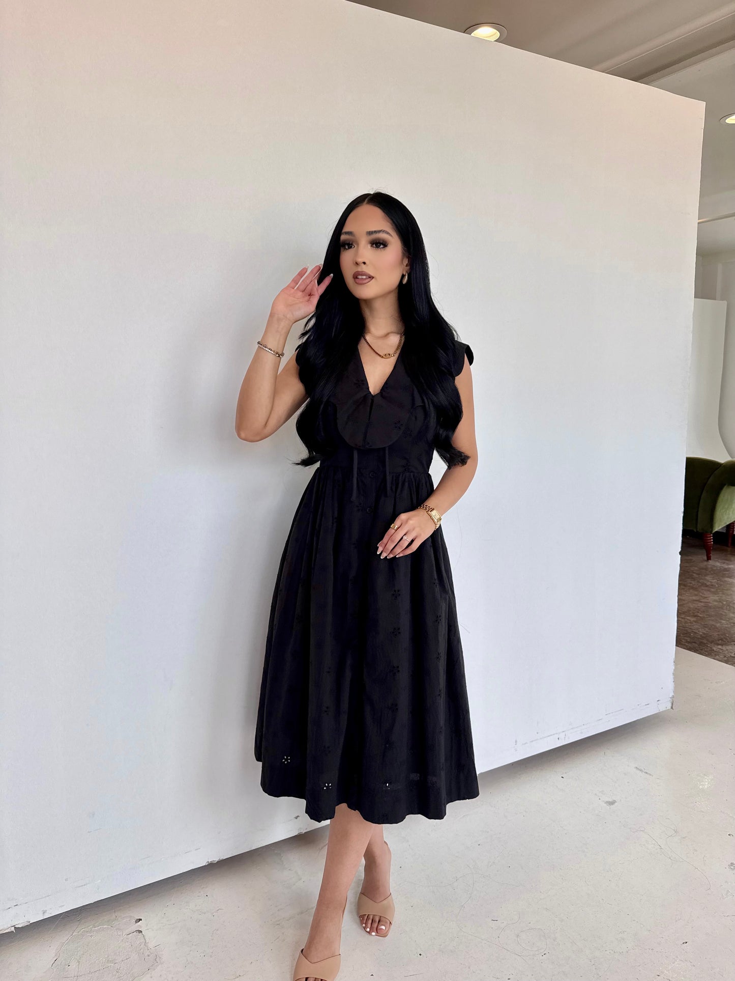 Scallop collar midi dress