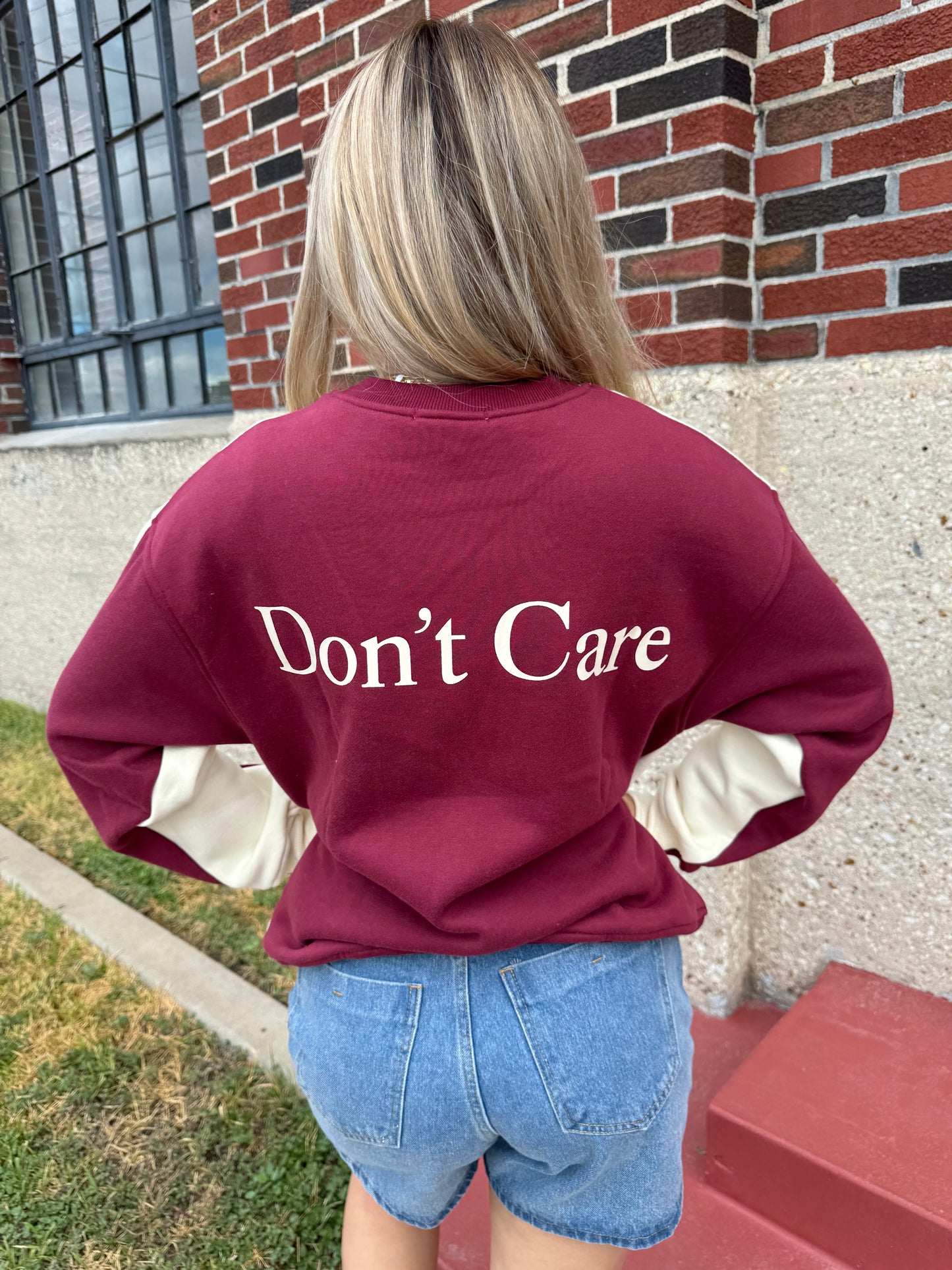 dont care pullover
