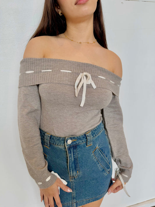 Androna grey bow top