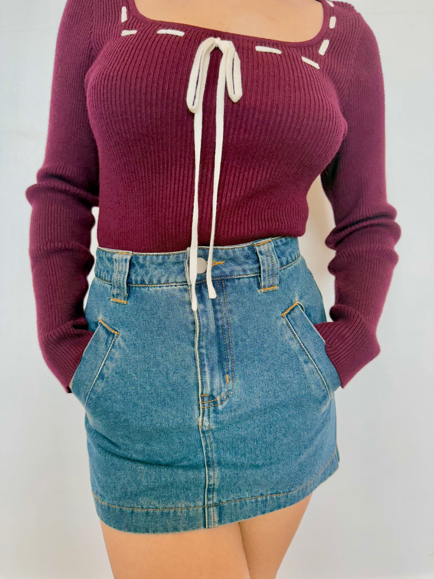 Cinthia mid rise skirt