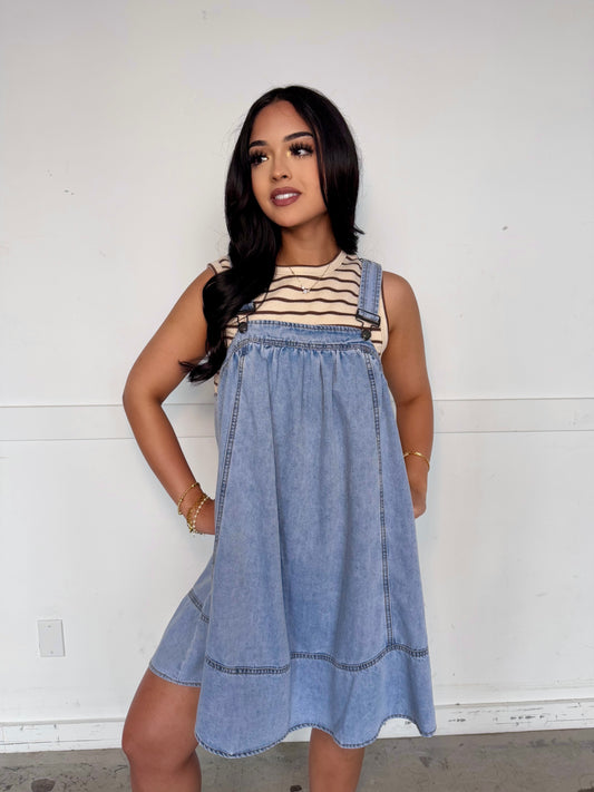 Lejos de ti denim dress