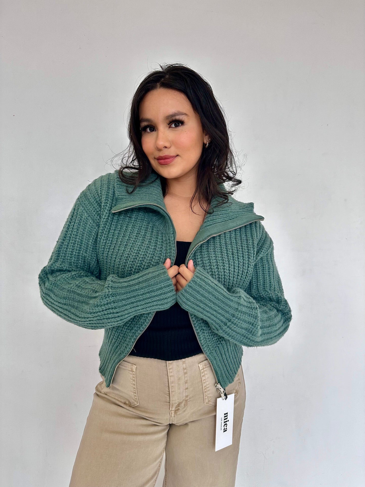 aliana sweater