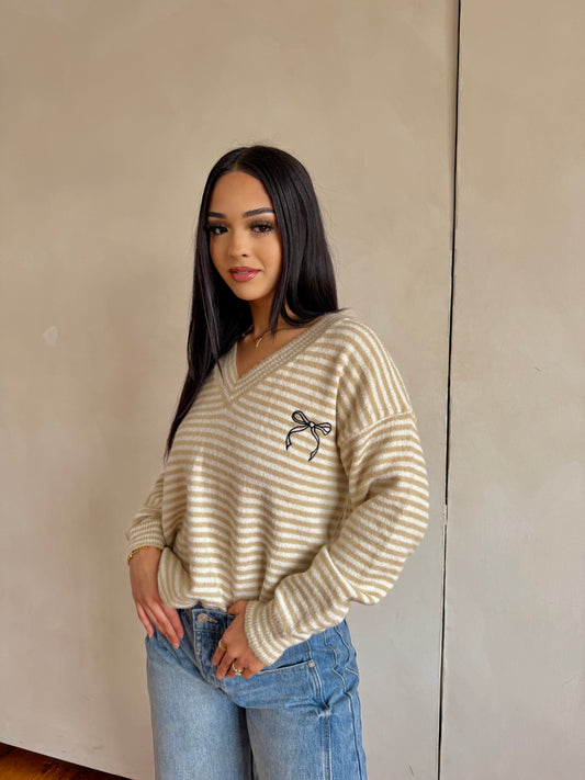 Blebble bow sweater