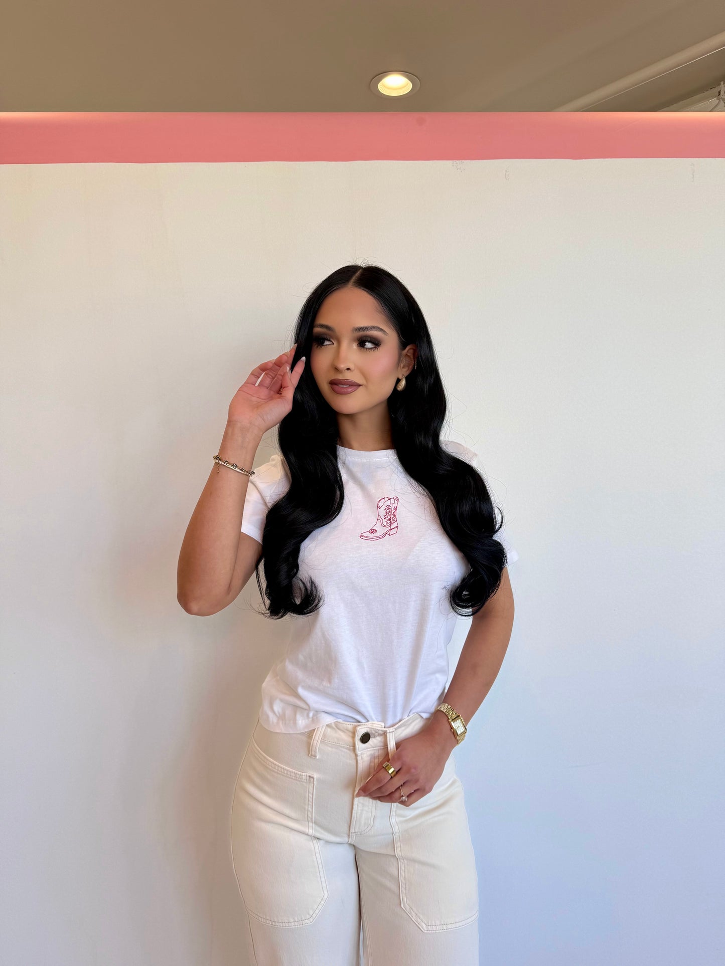 From Texas tee- off white