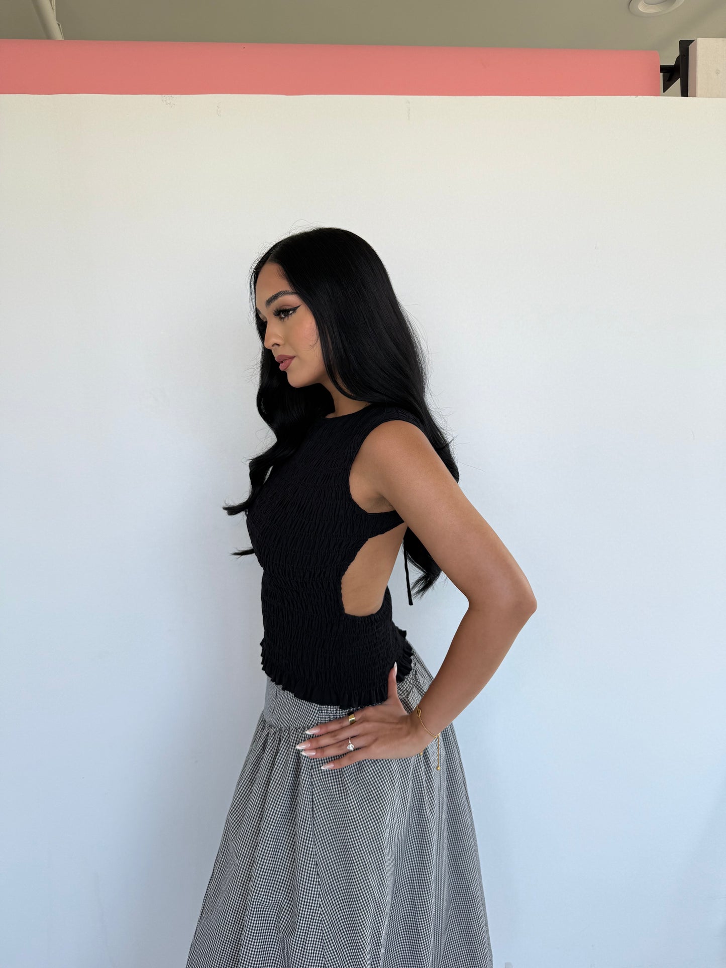 Better Distractions Top - Black