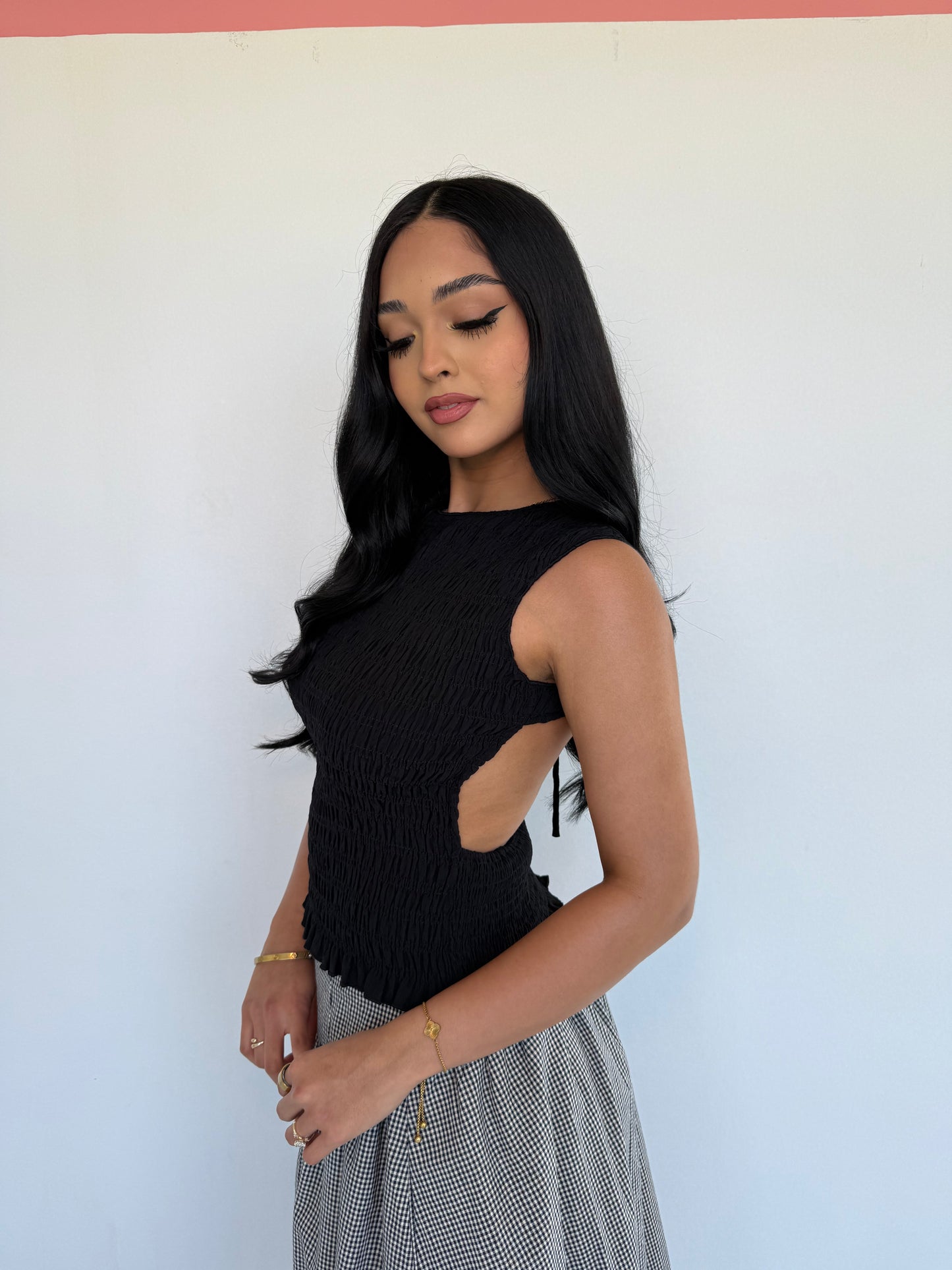 Better Distractions Top - Black