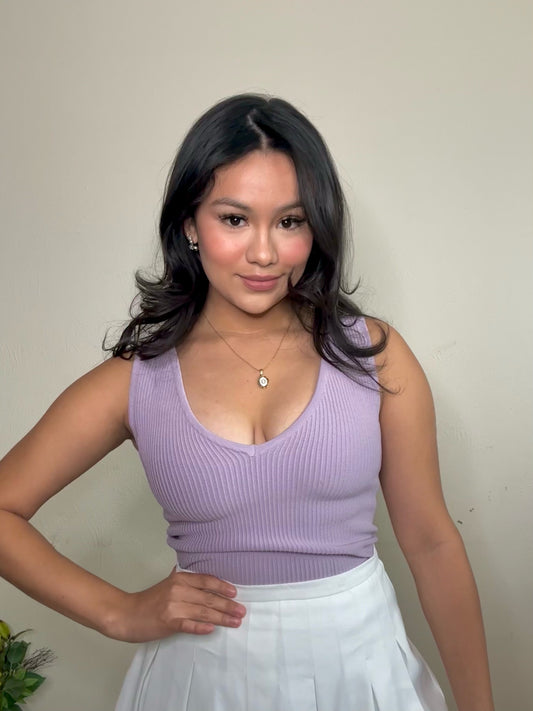 lian v neck top